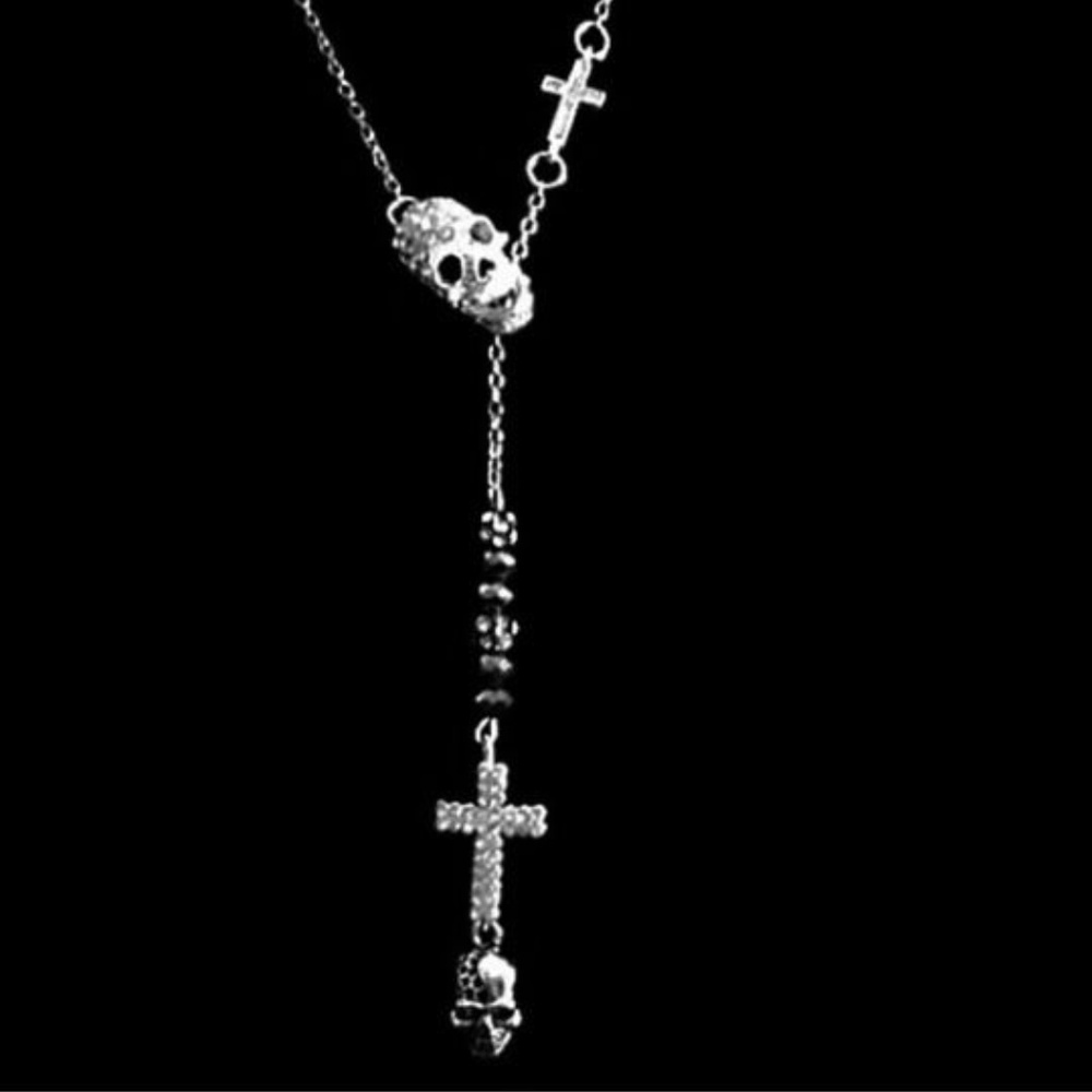 COPY - NWT, SILVER PLAITED, HANDMADE GOTH SKULL LARIAT.
